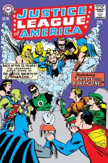 Justice League of America (Inglés) 21 Facsimile Edition Foil Variant Cover